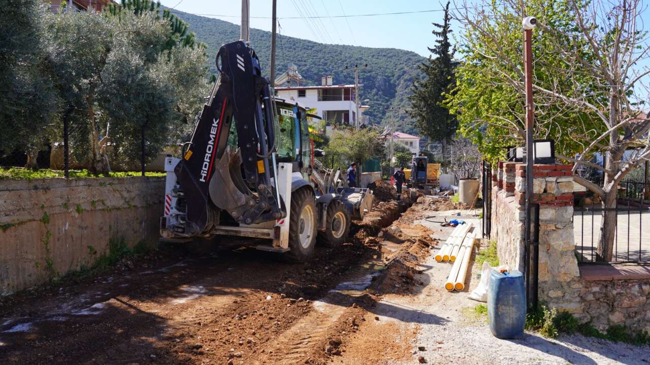 Muğla Fethiye Esenköy’de İçme Suyu Hattı Yenileniyor 3